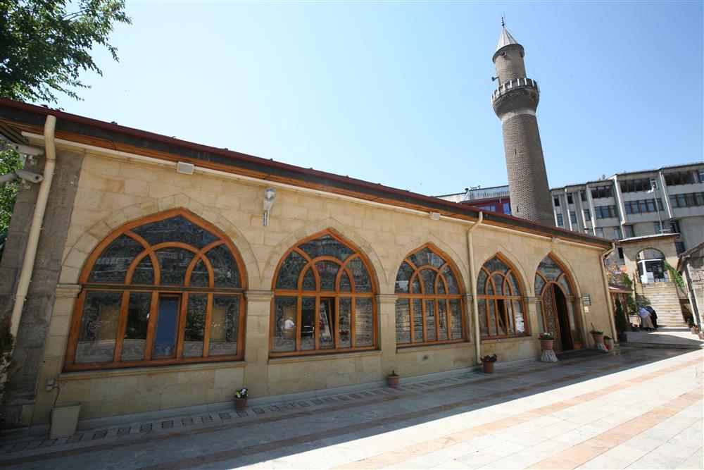 Meydan Camii-1.jpg