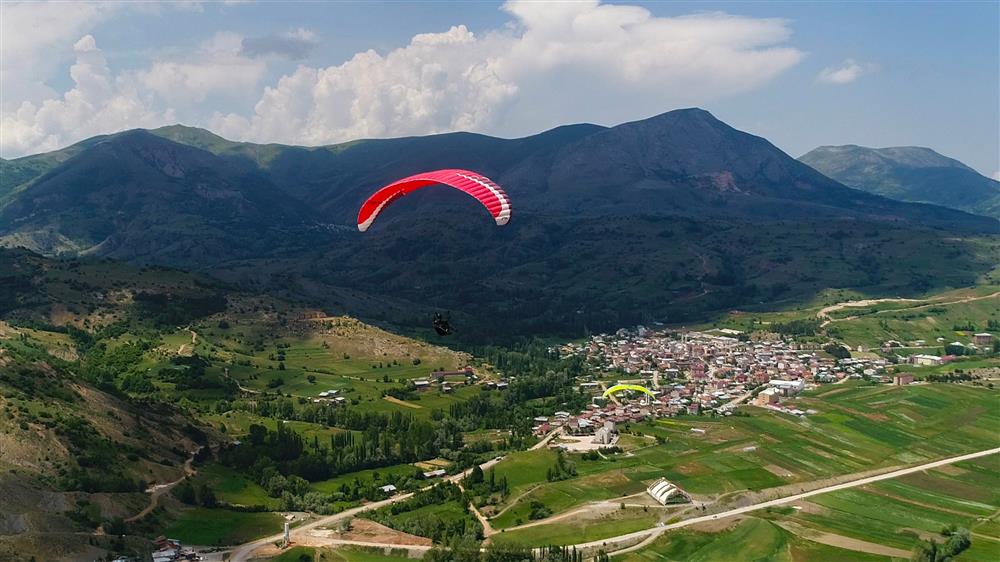 Doğanşar - Yamaç Paraşütü (1).jpg