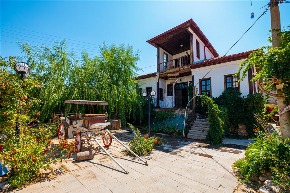 Şarkışla - Şemsi Efendi Konağı (1).jpg