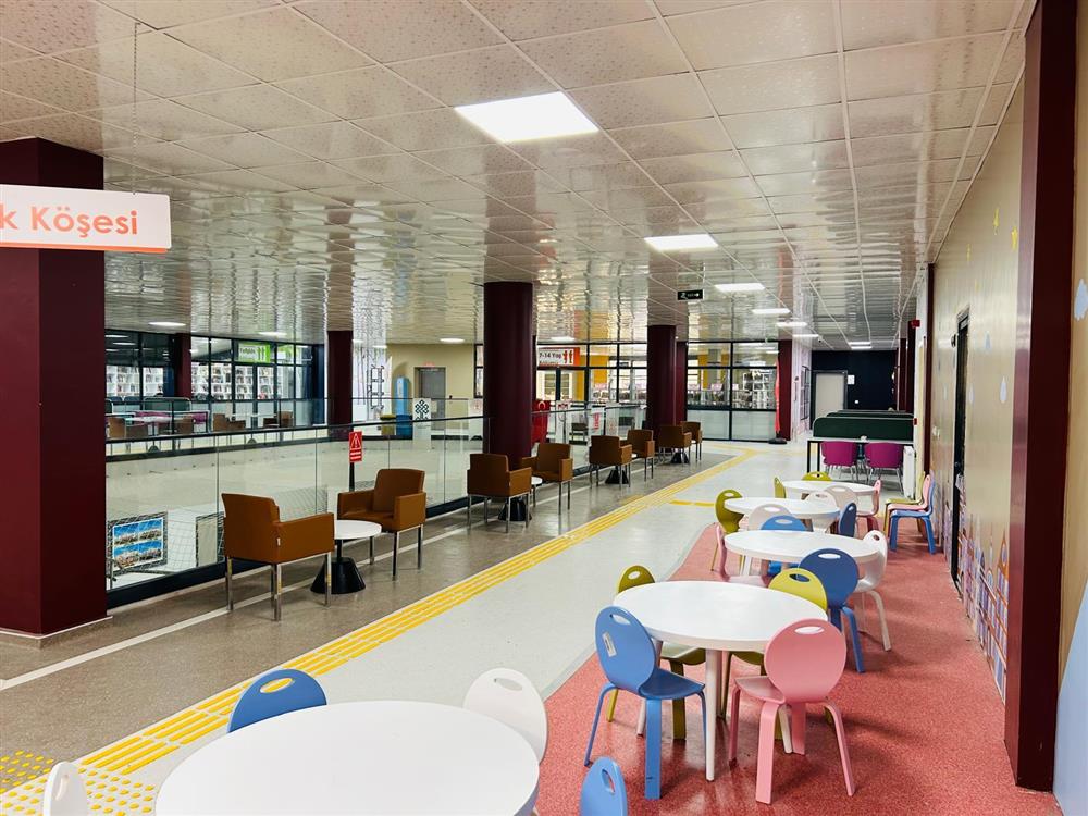 Atatürk Çocuk Kütüphanesi 5.jpeg